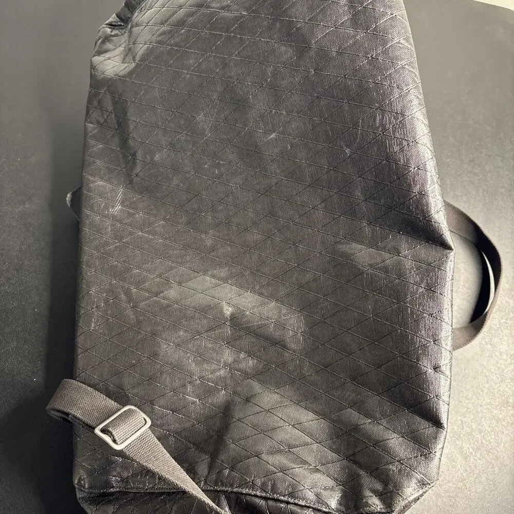 Patagonia 42L Stand Up Duffel Weekender Bag Black Organic Cotton Canvas + Strap